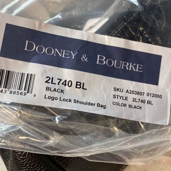 New Dooney & Bourke Logo Lock Shoulder Bag Black - Picture 5 of 9